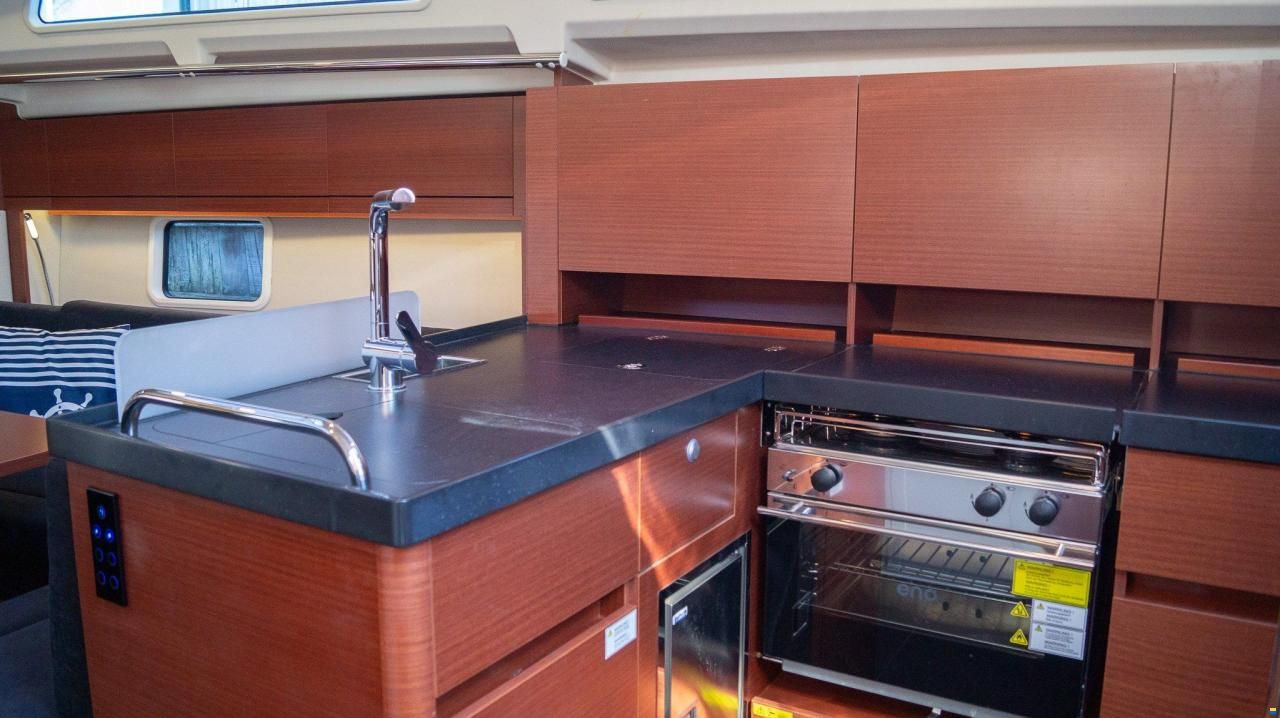 Hanse 388