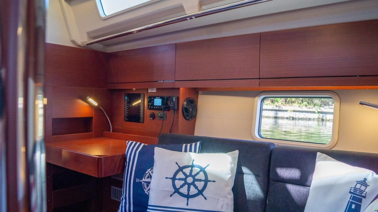 Hanse 388