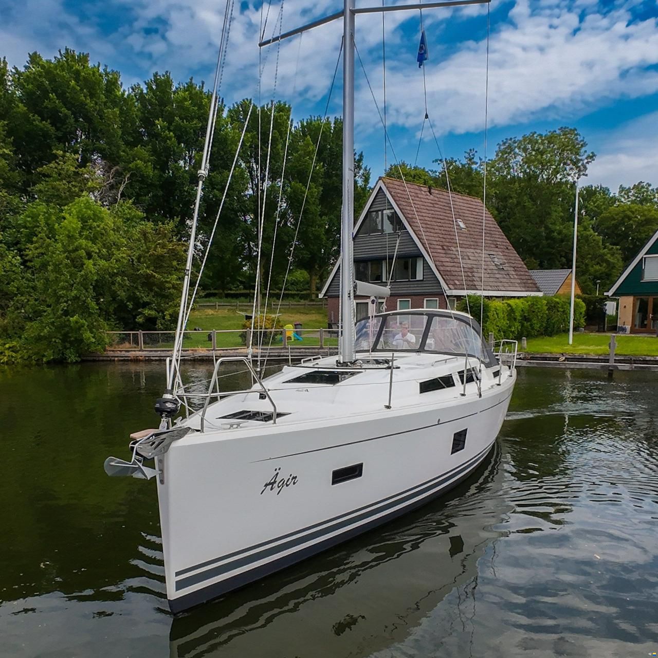 Hanse 388