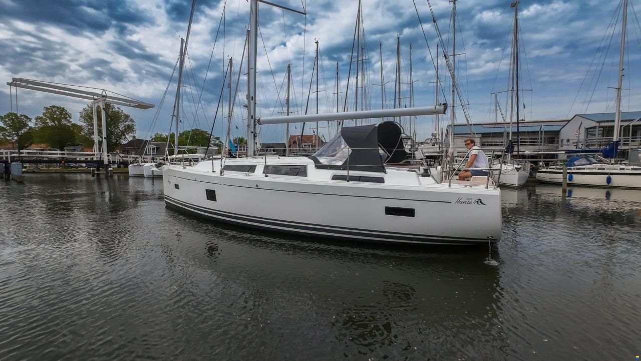Hanse 388