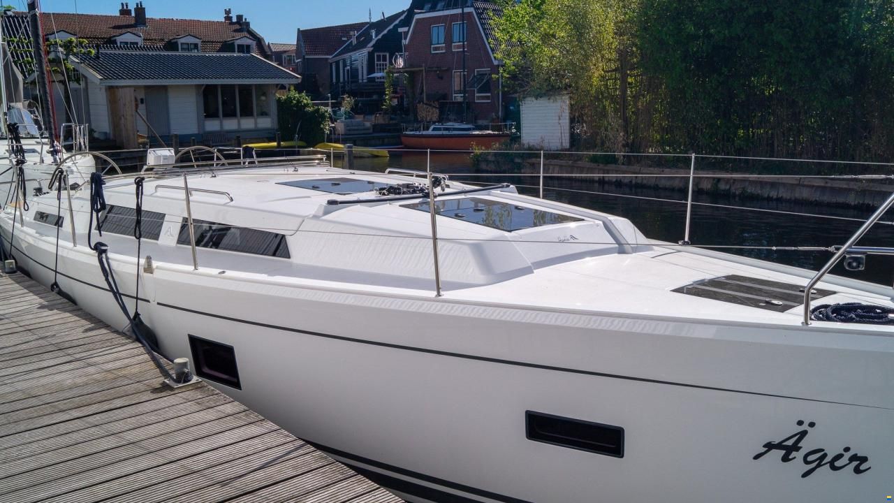 Hanse 388