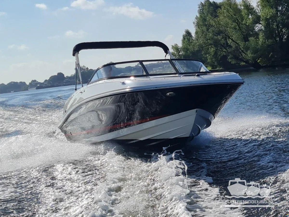 Bayliner VR6 Bowrider