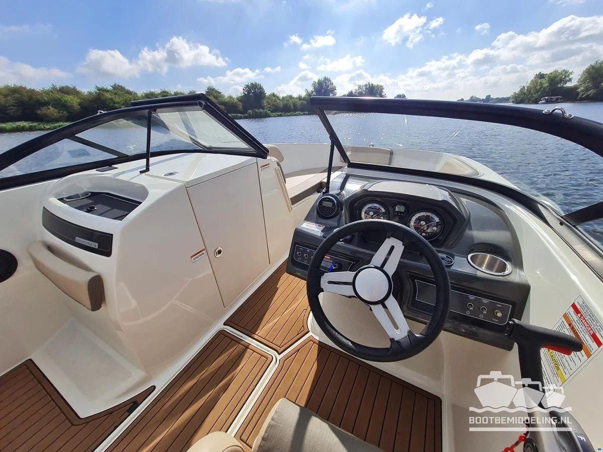 Bayliner VR6 Bowrider