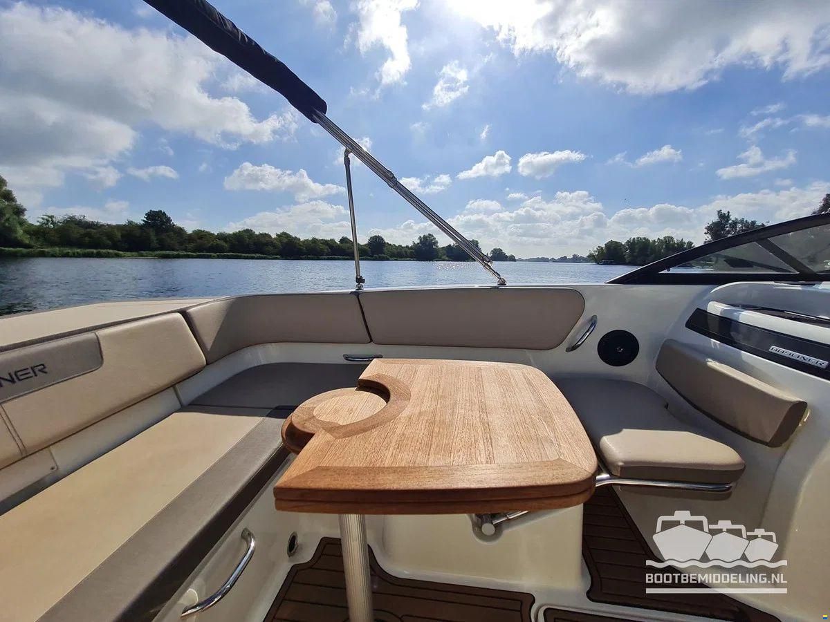 Bayliner VR6 Bowrider