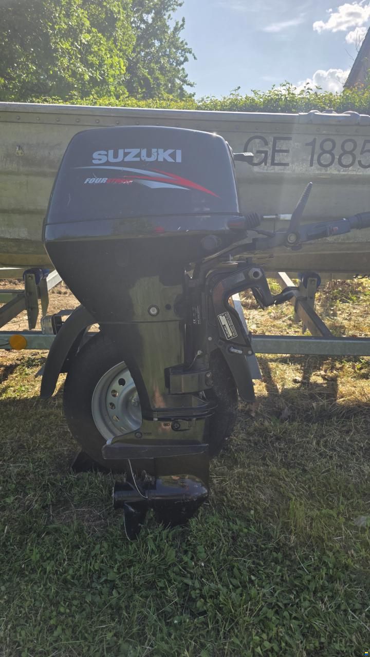 Suzuki DF15