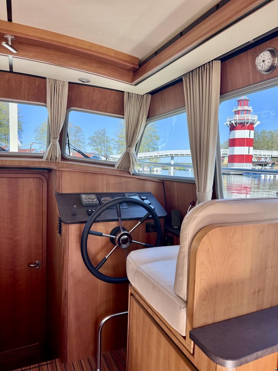 Linssen Grand Sturdy 25.9