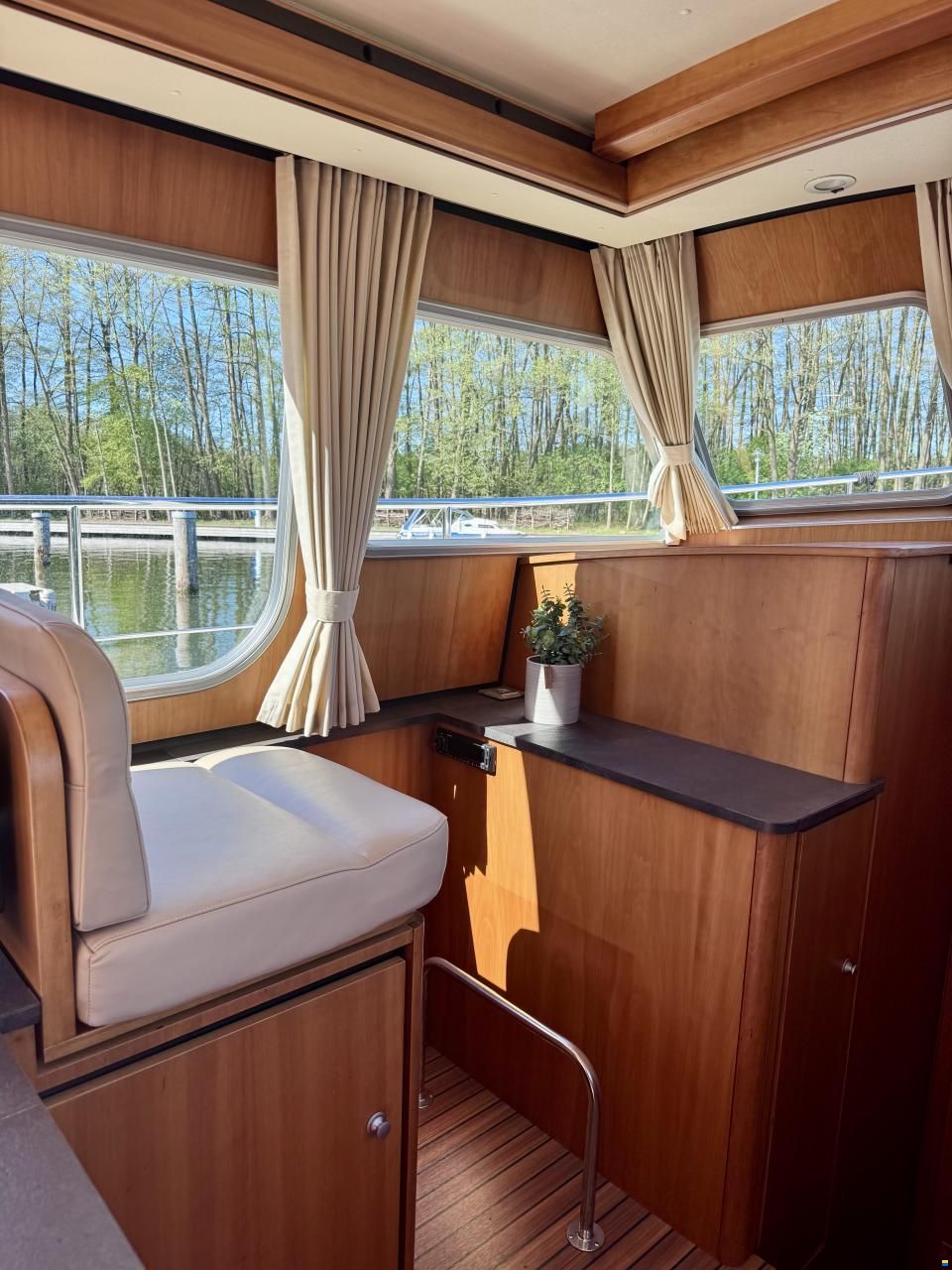 Linssen Grand Sturdy 25.9
