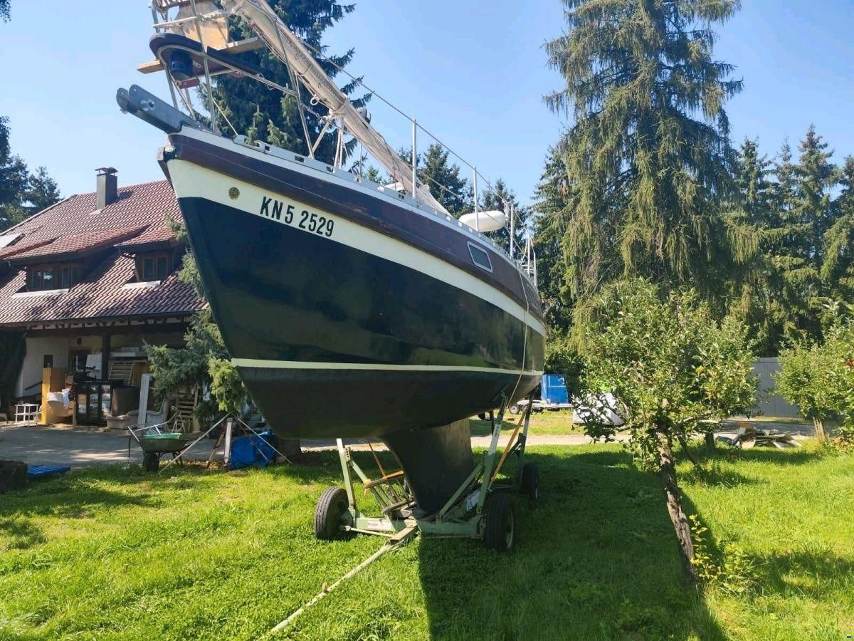 AL Custom Werftbau-Yacht
