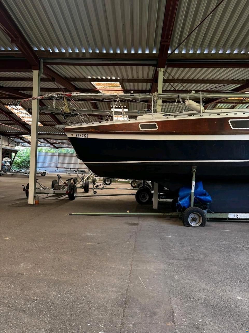 AL Custom Werftbau-Yacht