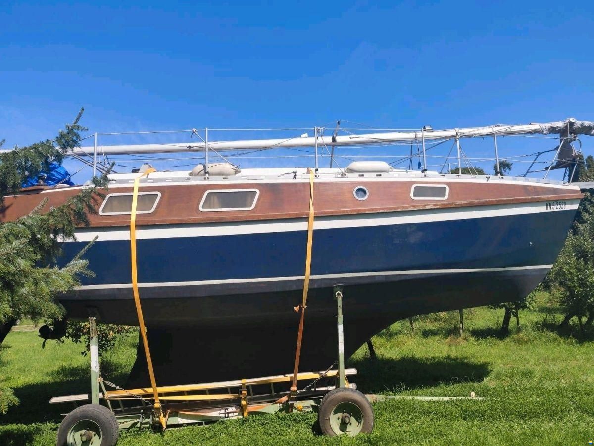 AL Custom Werftbau-Yacht