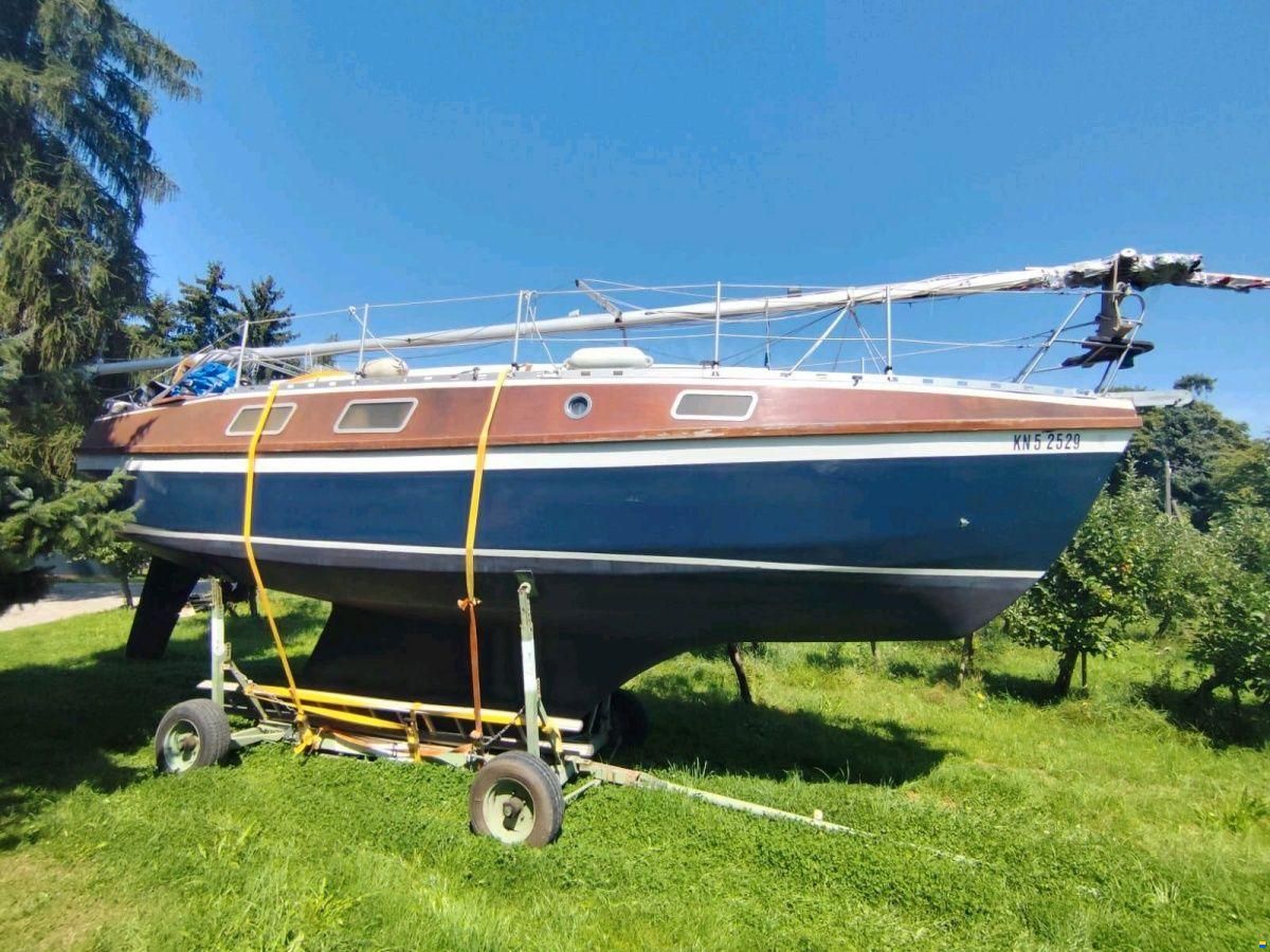 AL Custom Werftbau-Yacht