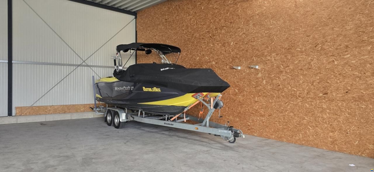MasterCraft XT22