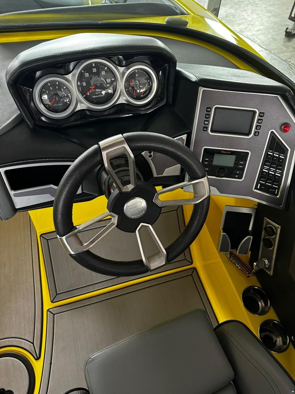 MasterCraft XT22
