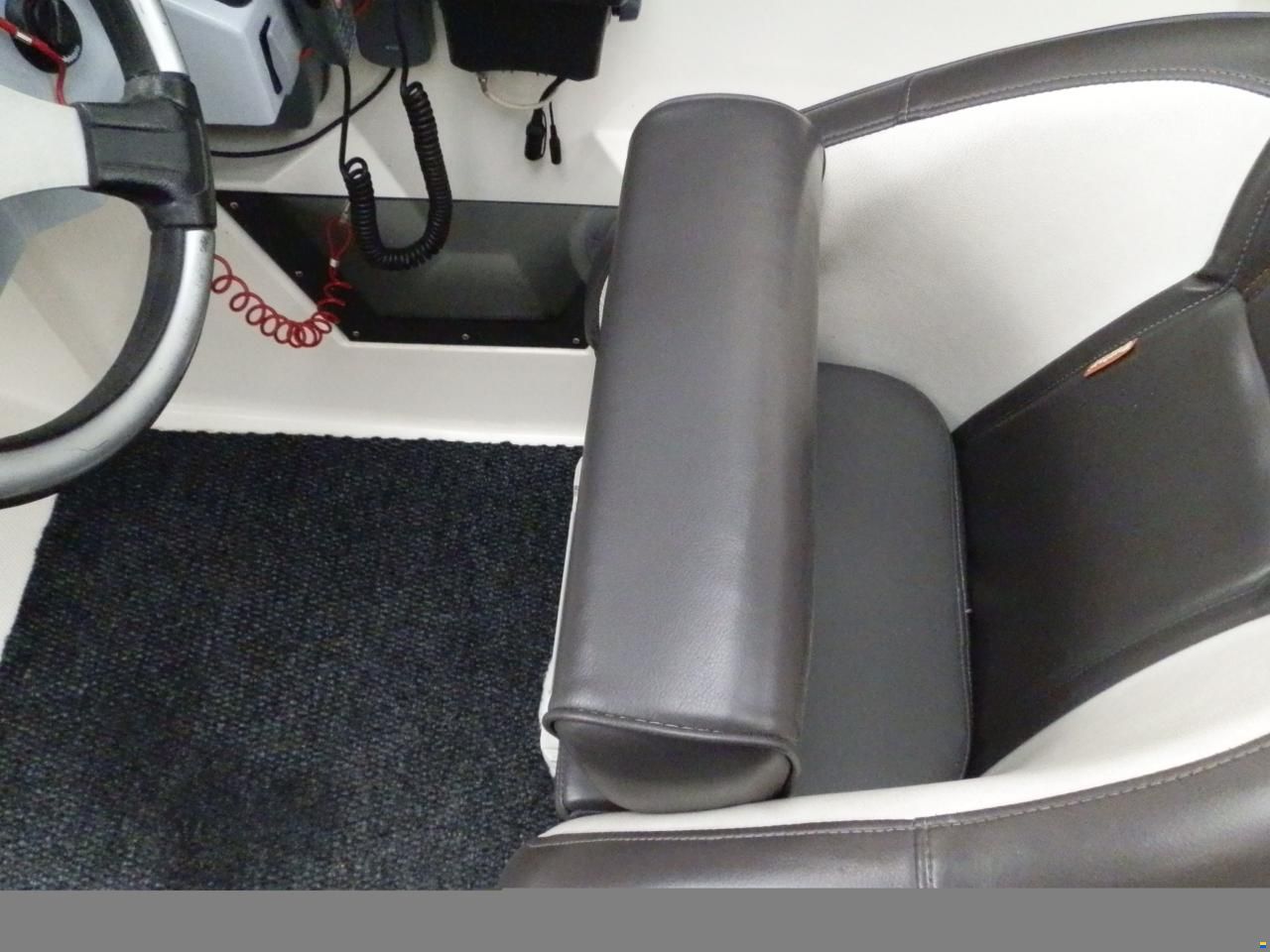 Buster XXL Cabin
