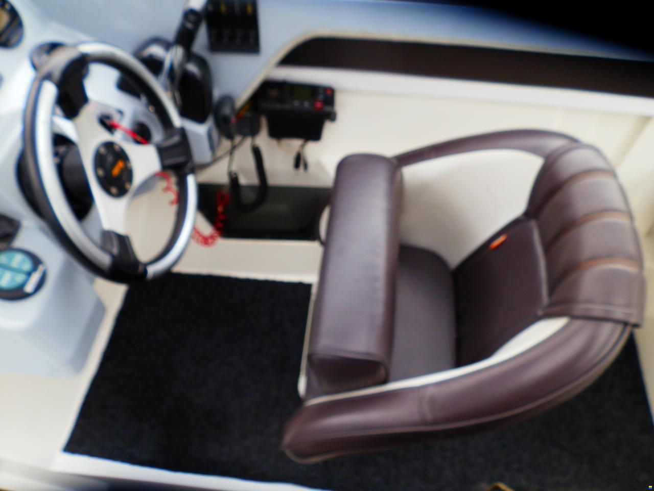 Buster XXL Cabin
