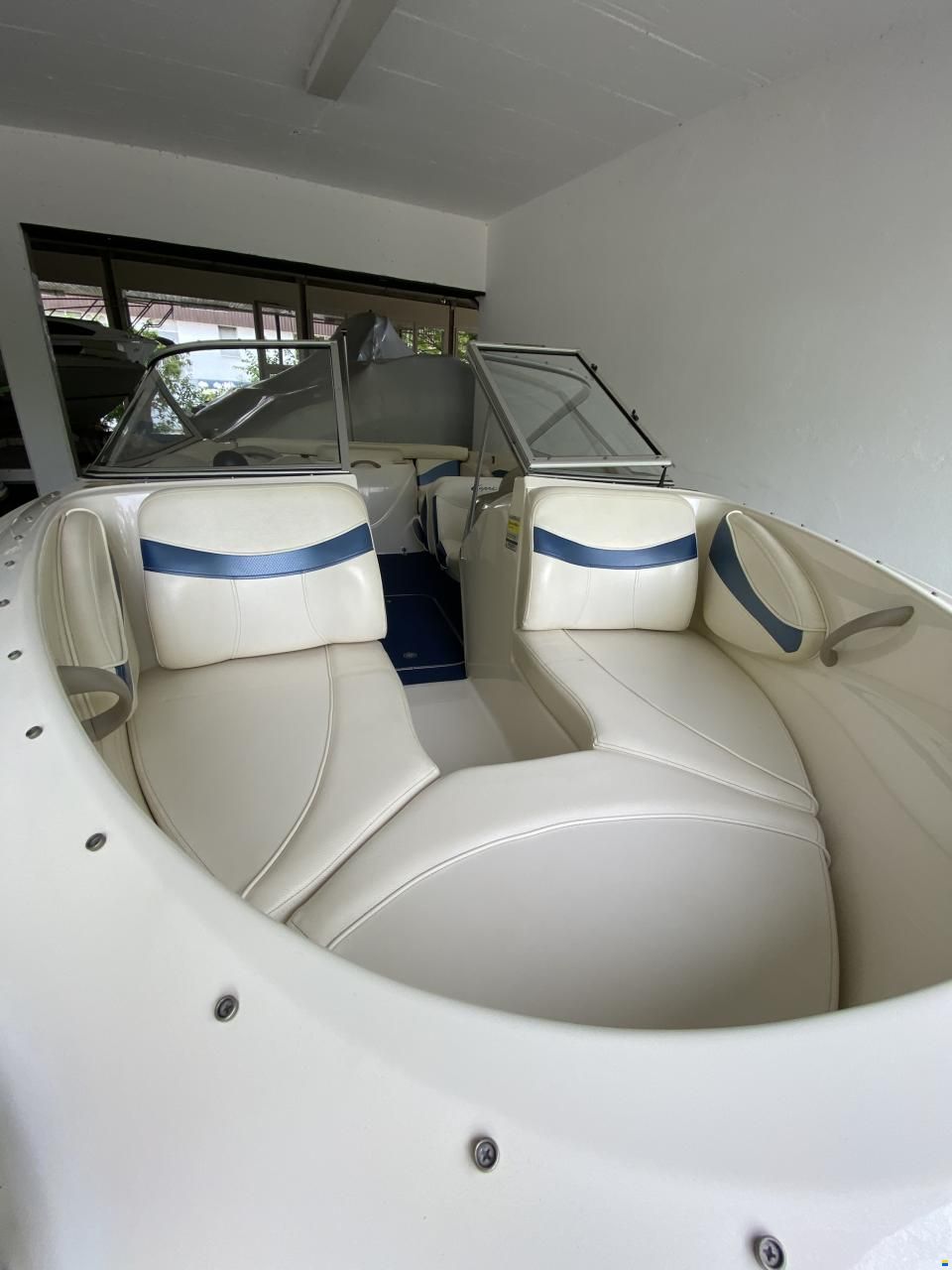 Bayliner 1950
