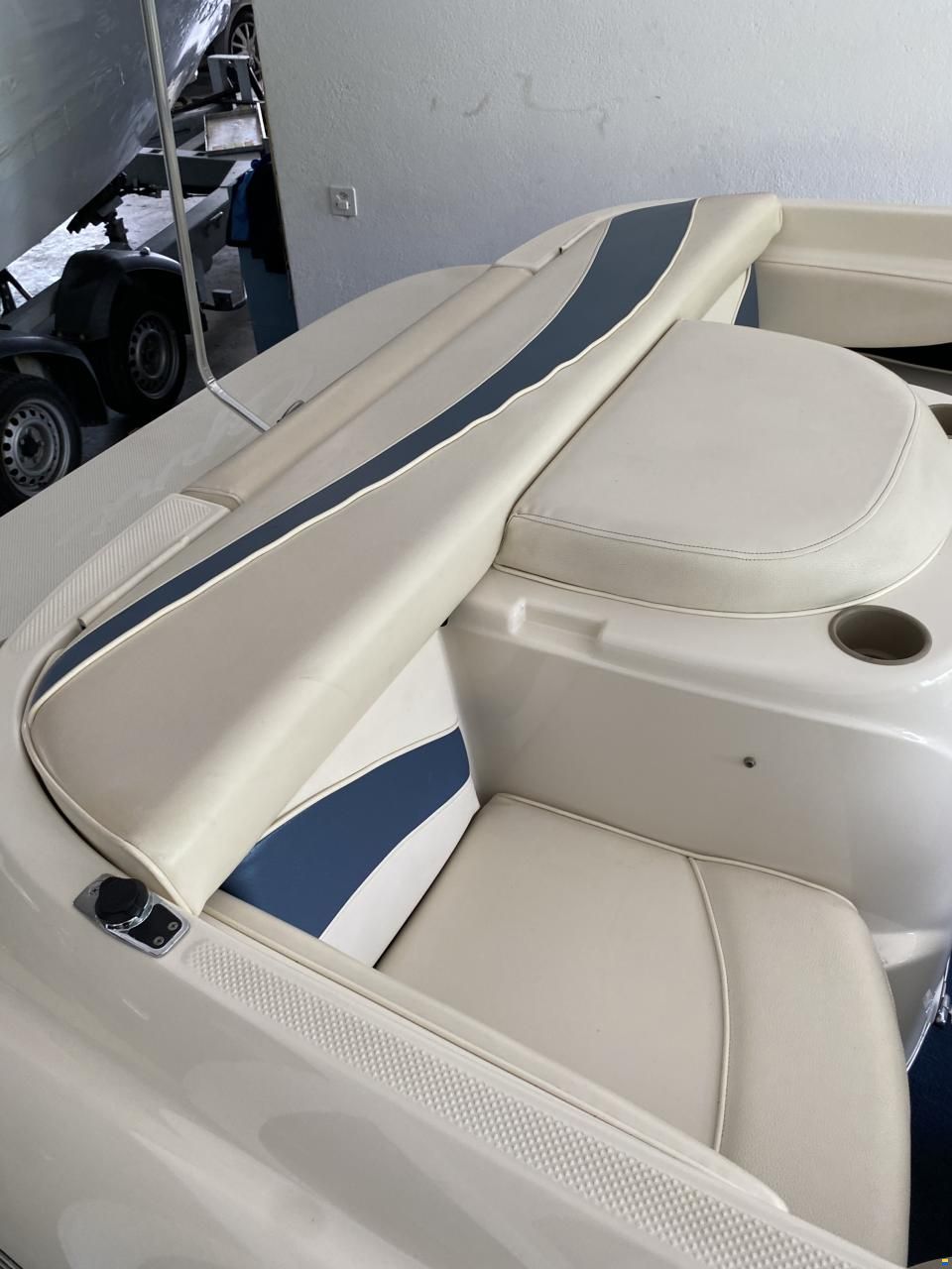 Bayliner 1950
