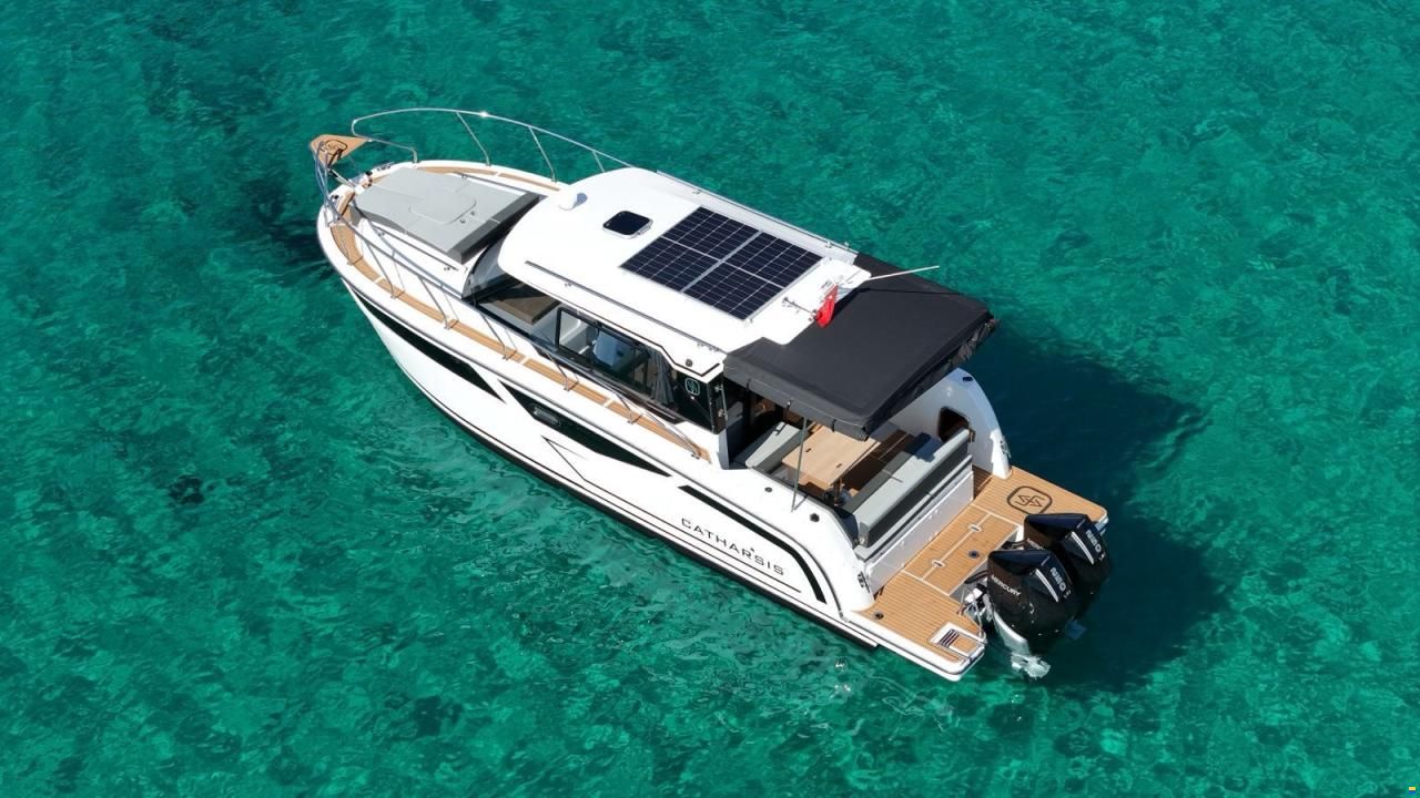 Avila Marine Catharsis 930