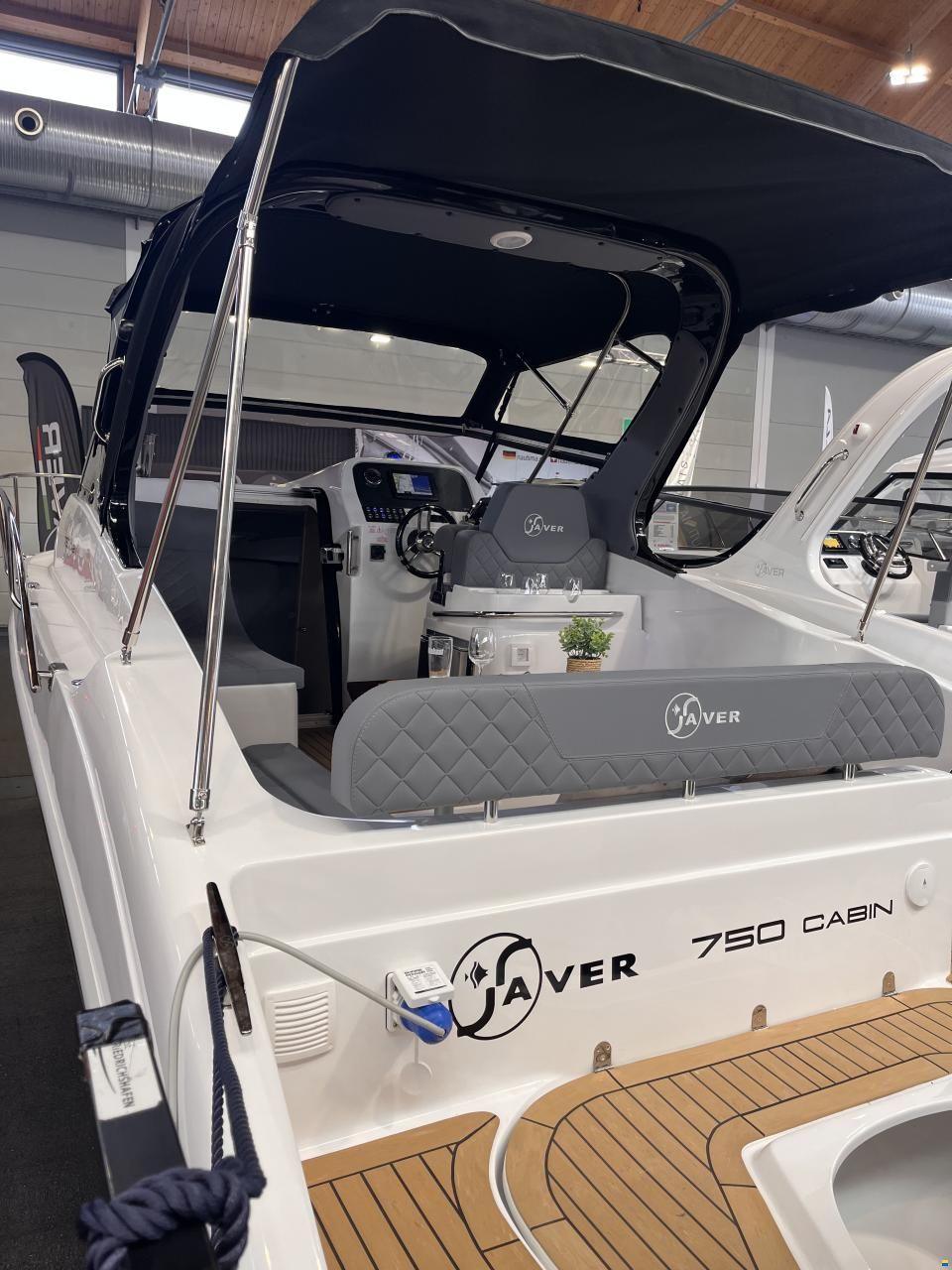Saver Cabin 750