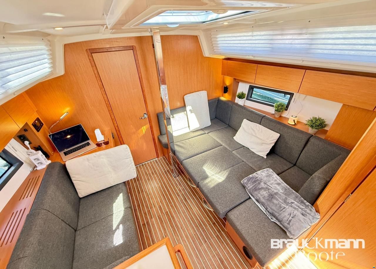 Bavaria Yachtbau GmbH C38