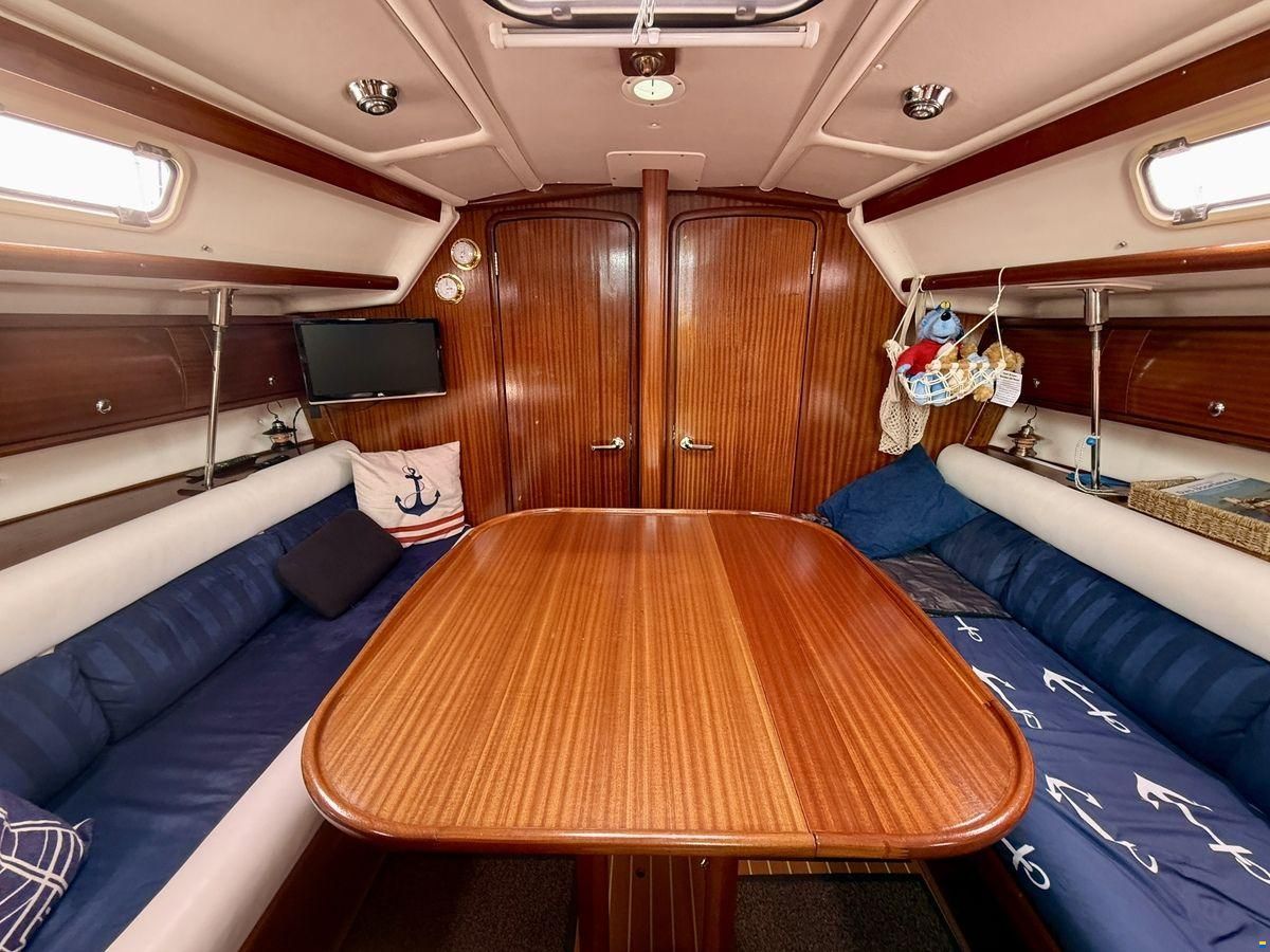 Bavaria 36