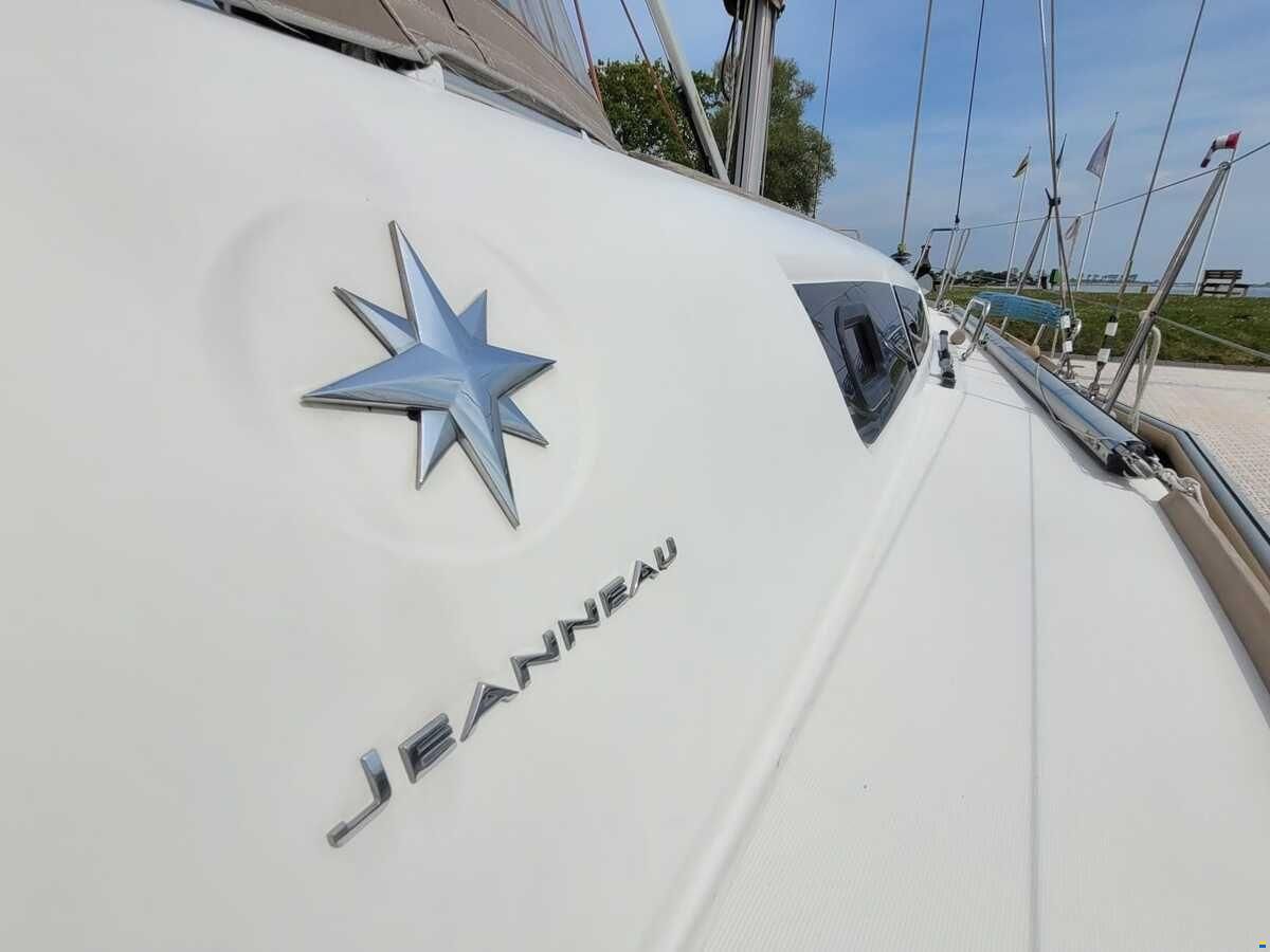 Jeanneau Sun Odyssey 33i