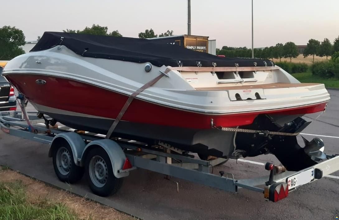 Sea Ray 210 SELECT