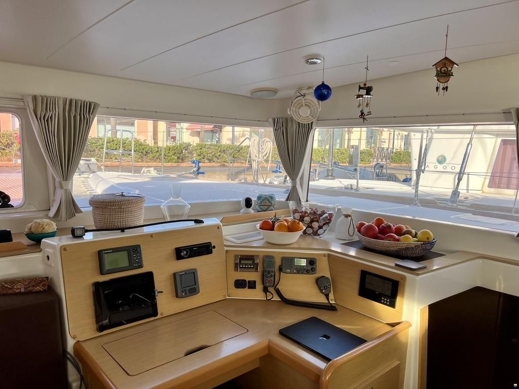 Lagoon 400