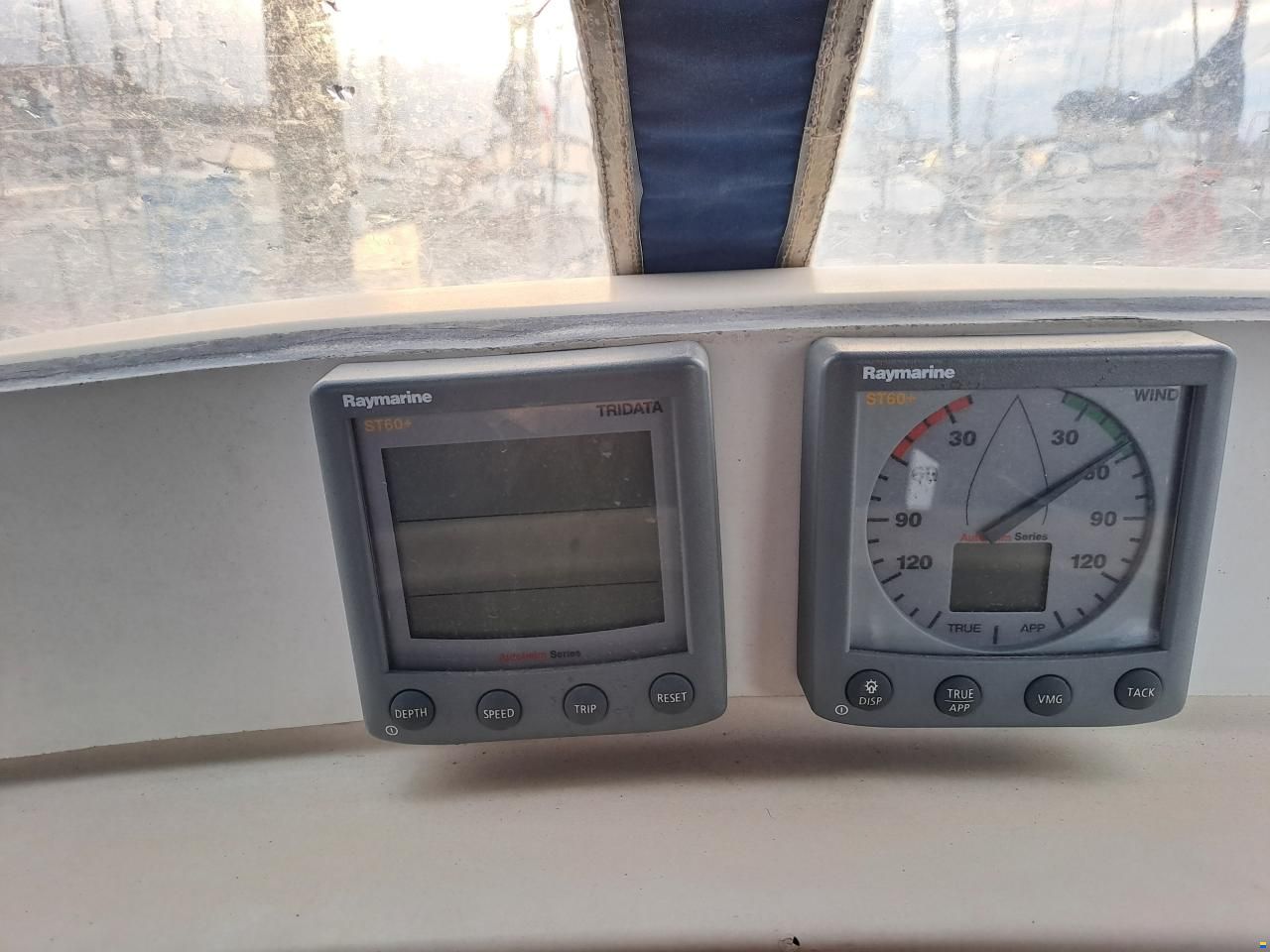 Spirit 32