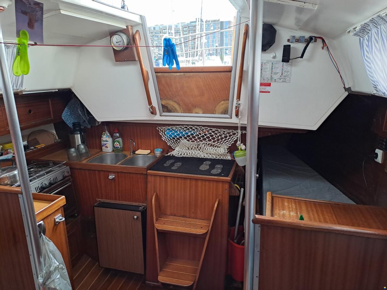 Spirit 32