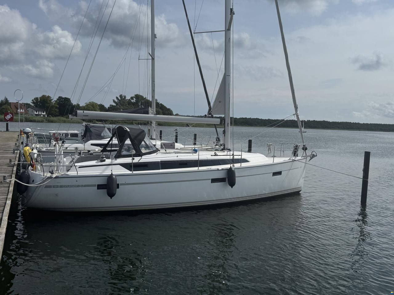 Bavaria Cruiser 37