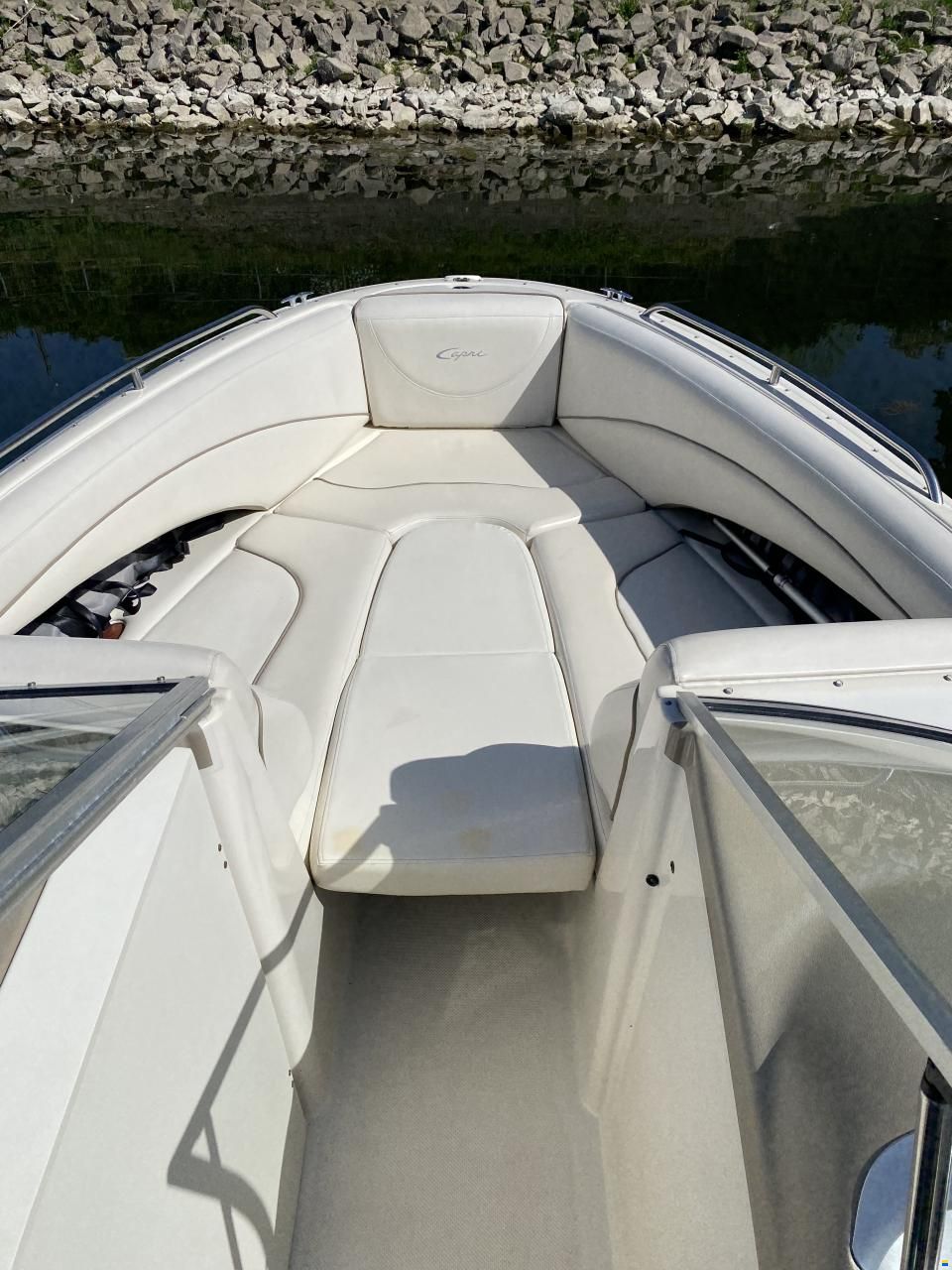 Bayliner 2350 Capri