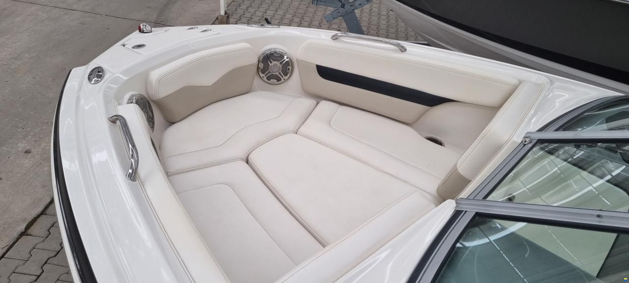 Chaparral 196 SSI Wide Tech