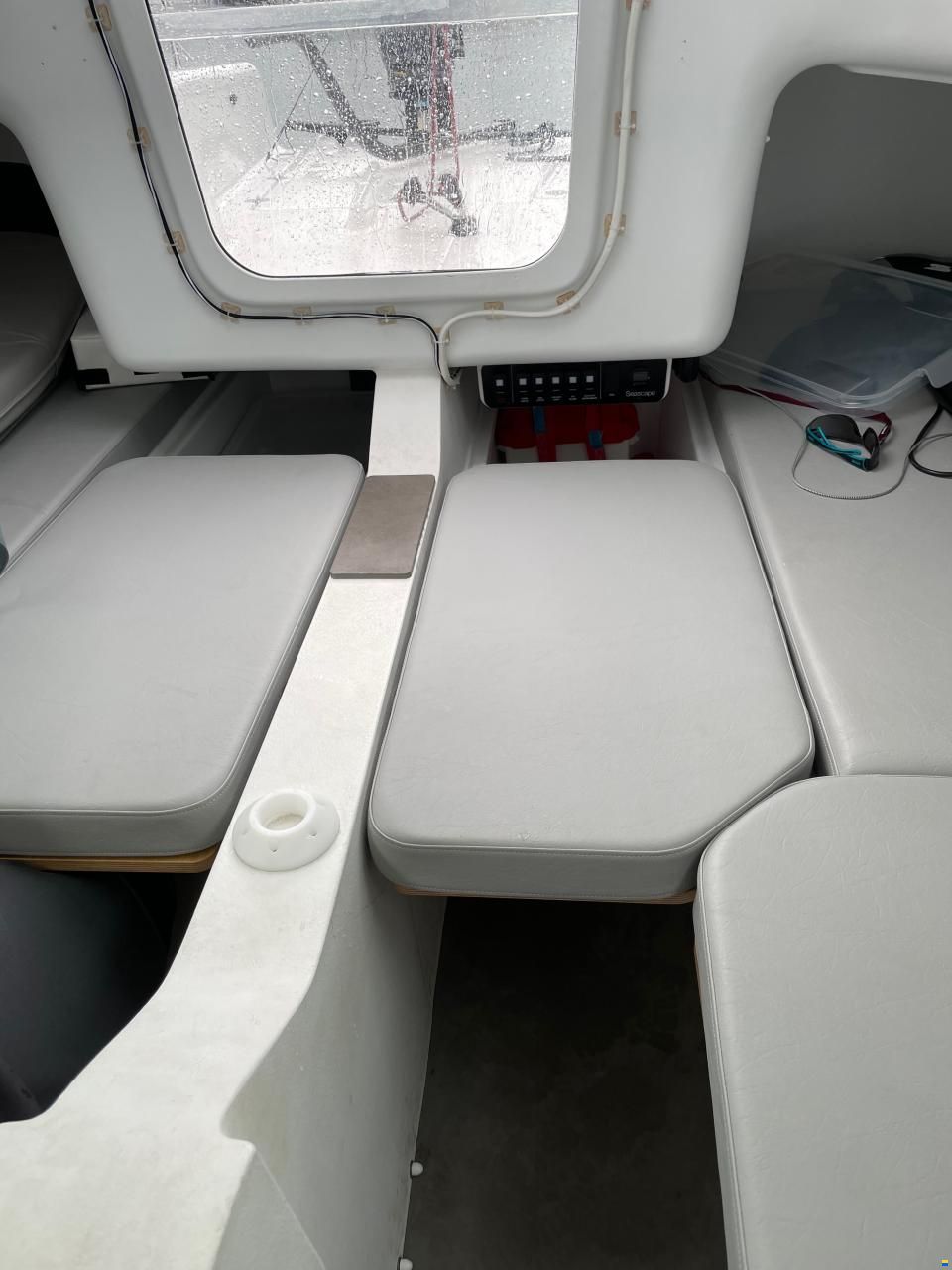 Seascape 24 / First 24 SE