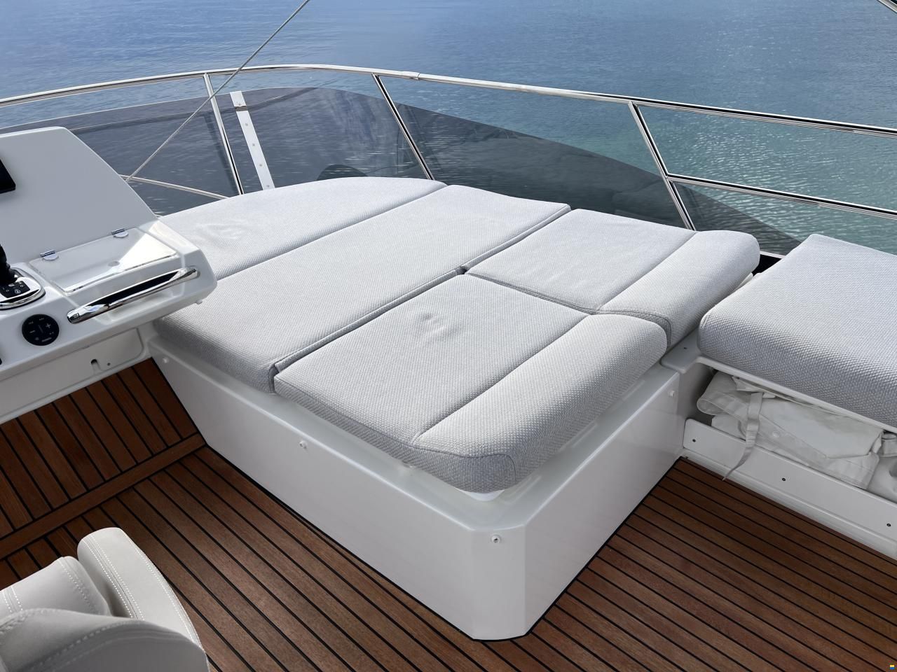 Prestige 420 Fly