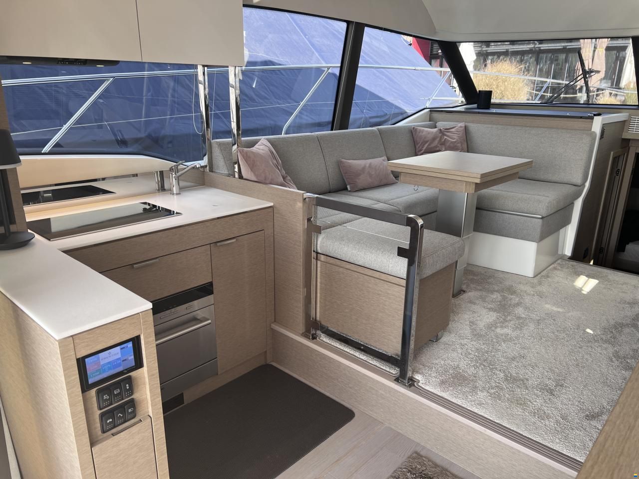 Prestige 420 Fly