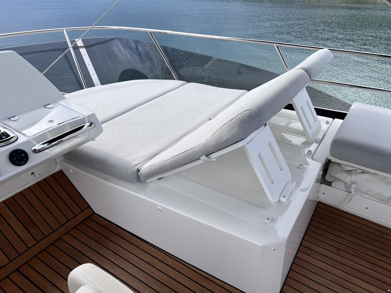 Prestige 420 Fly