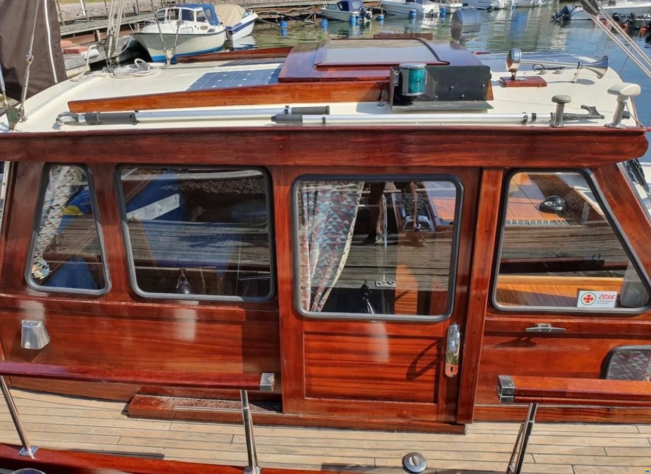 Nauticat 33
