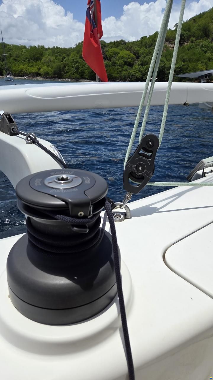 ICE CAT 61 Full Carbon