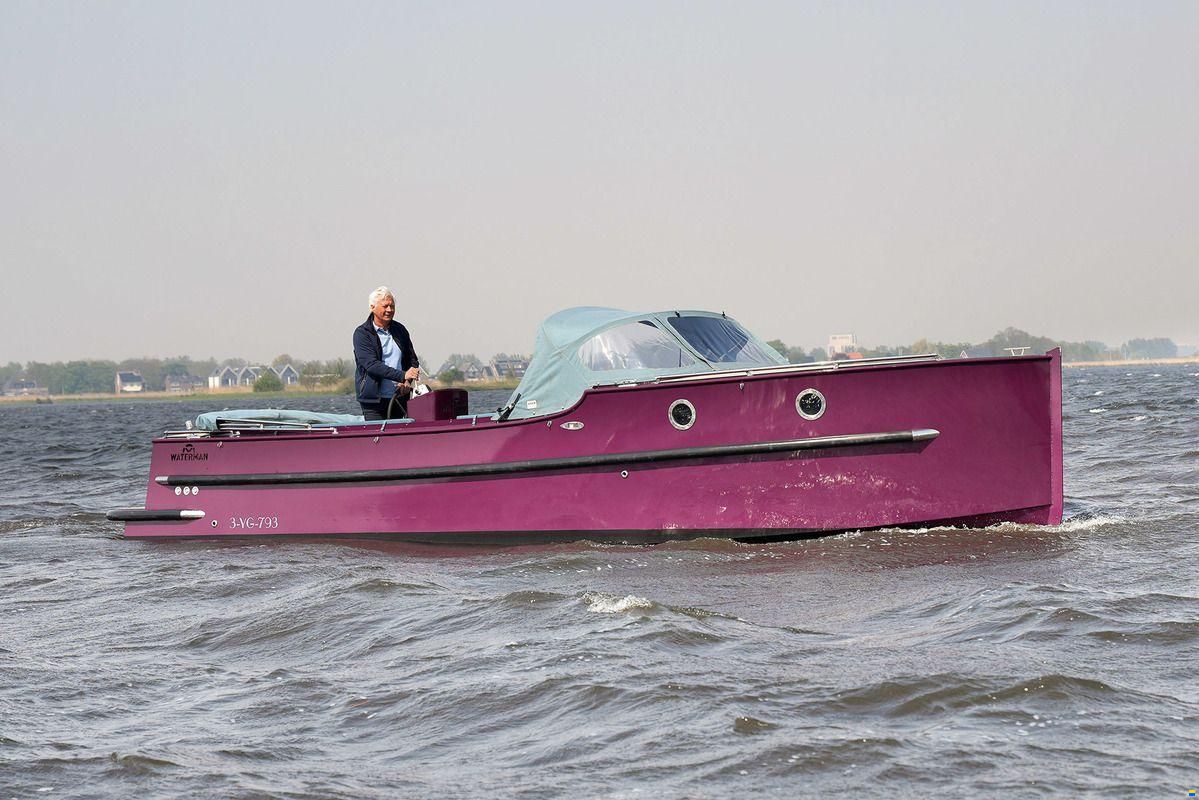 Waterman 8.0 Cabin