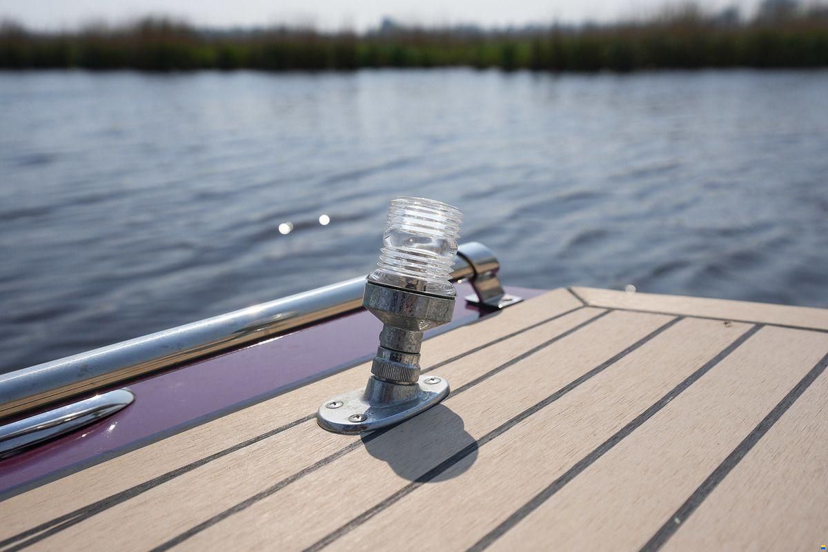 Waterman 8.0 Cabin