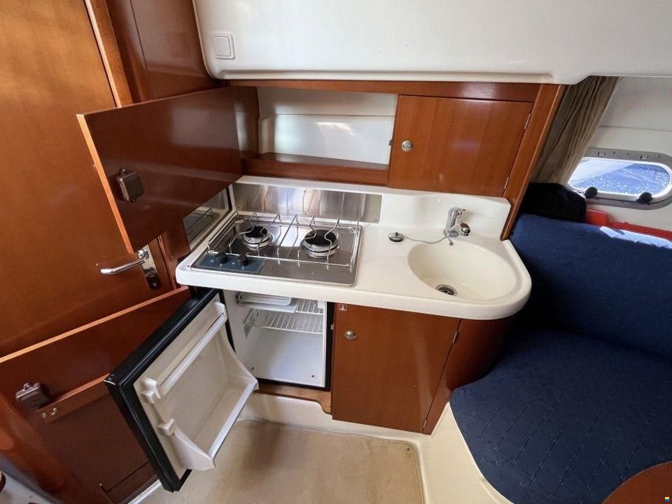 Jeanneau LEADER 805