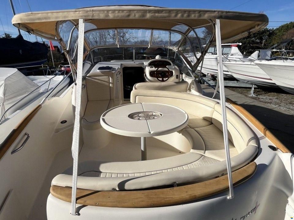 Jeanneau LEADER 805
