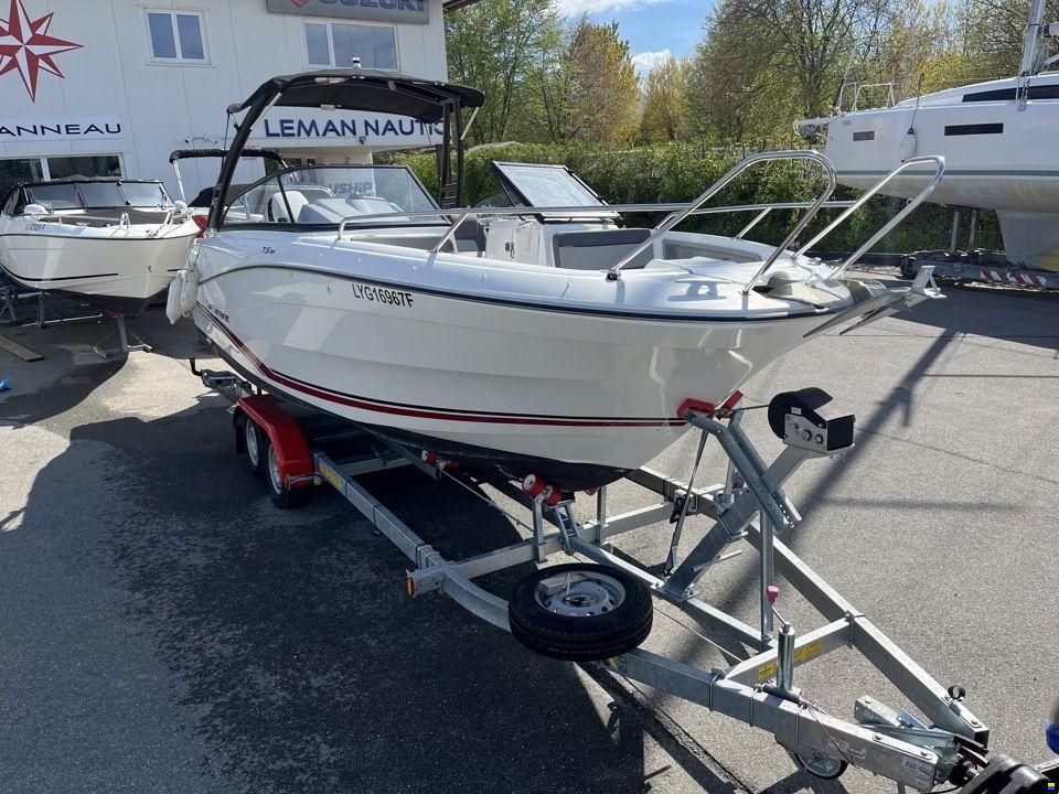 Jeanneau Cap Camarat 7.5 BR