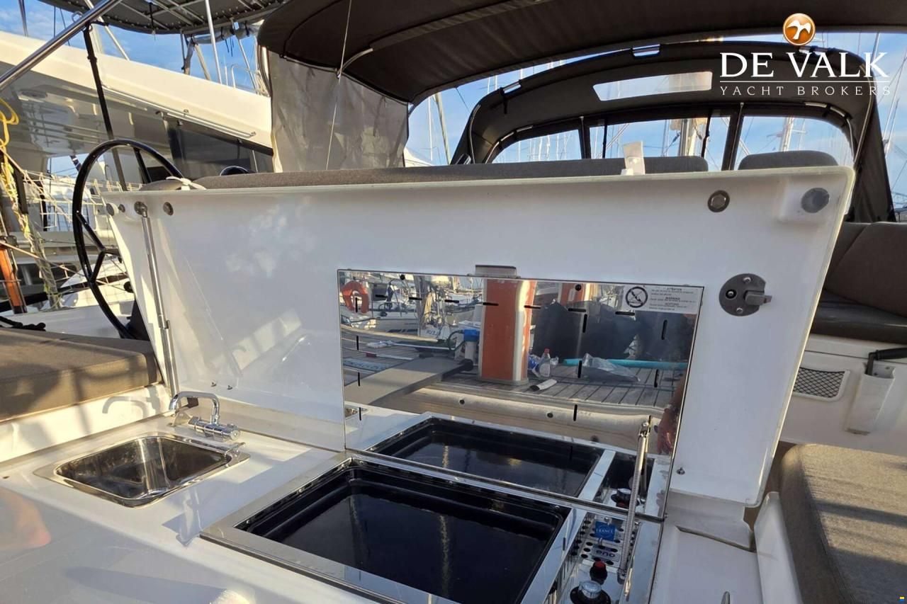 Dufour 470