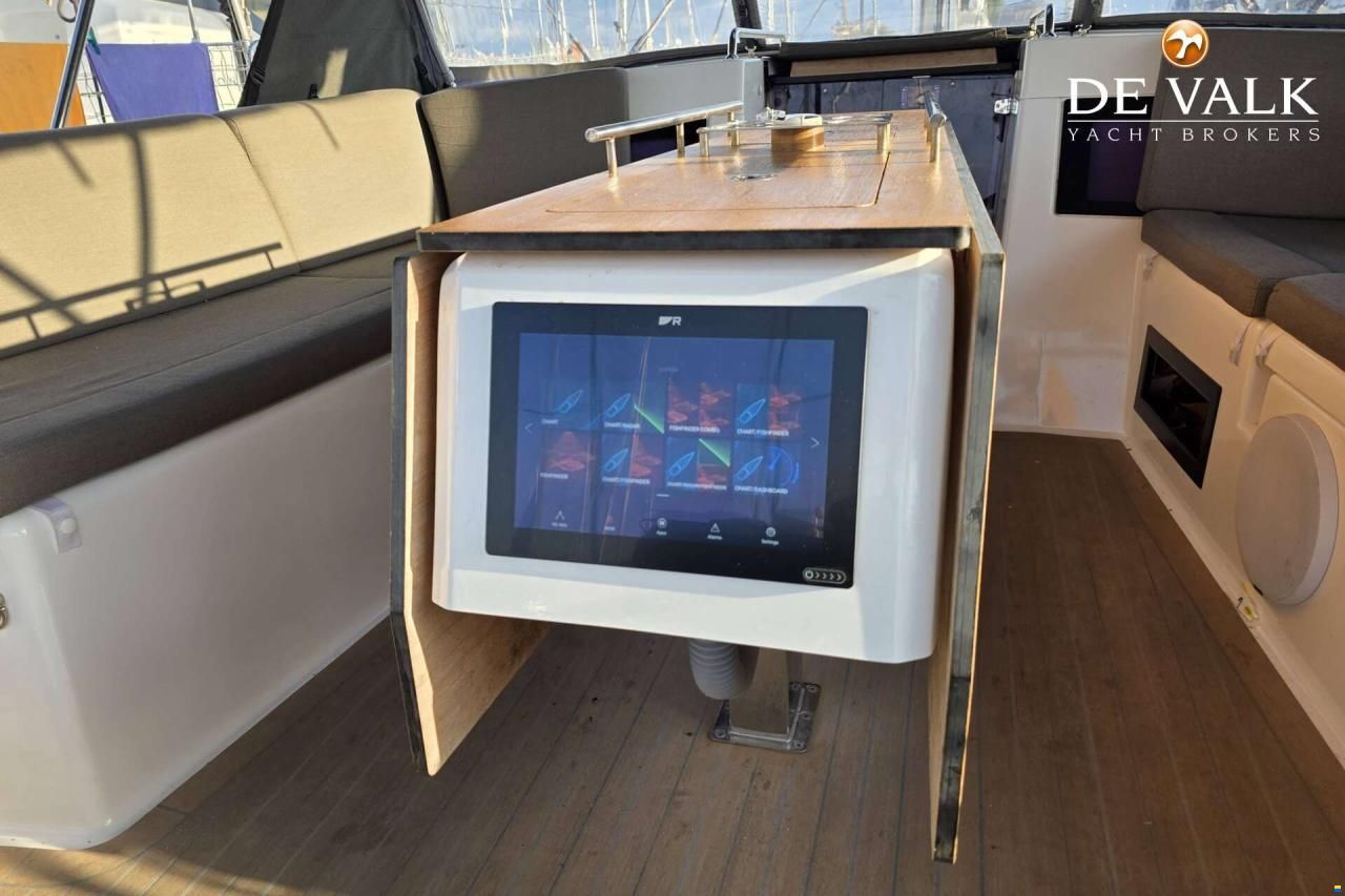 Dufour 470