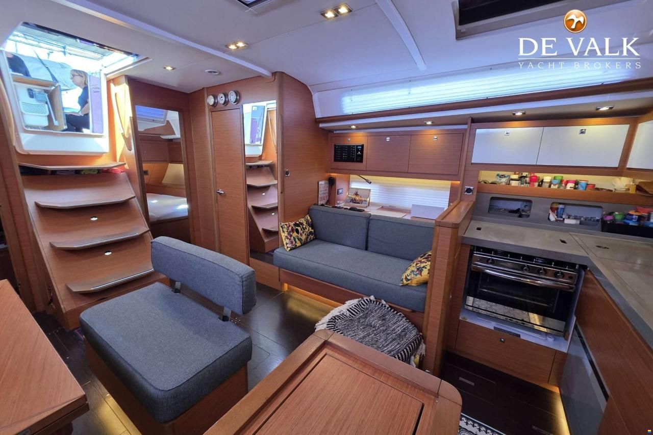 Dufour 470