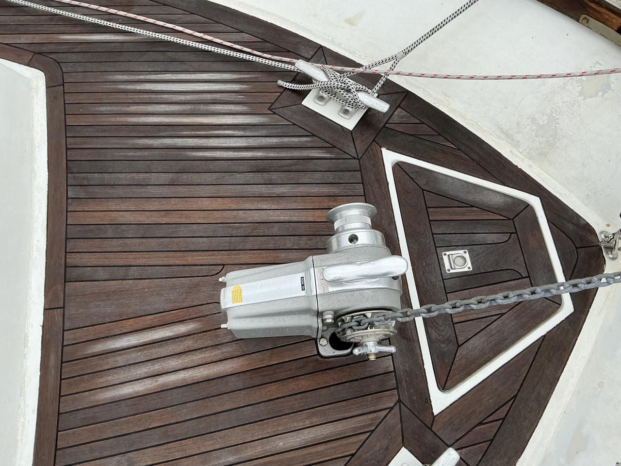 Nauticat 33