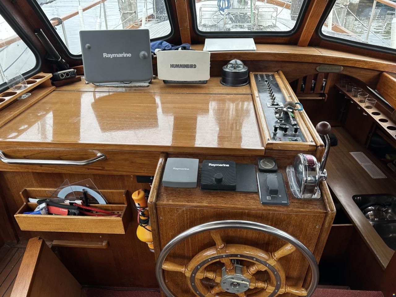 Nauticat 33