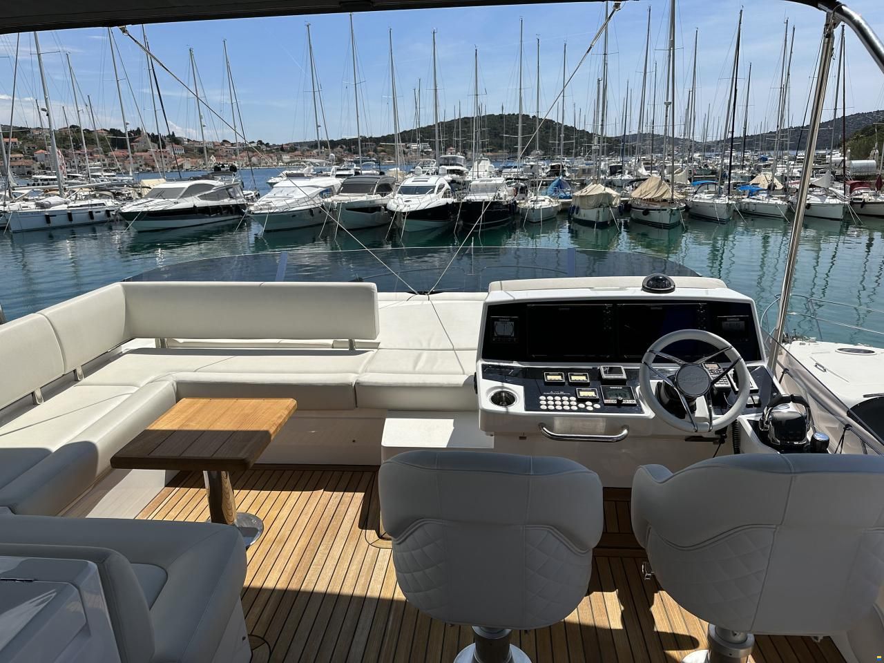 Sunseeker Manhattan 52